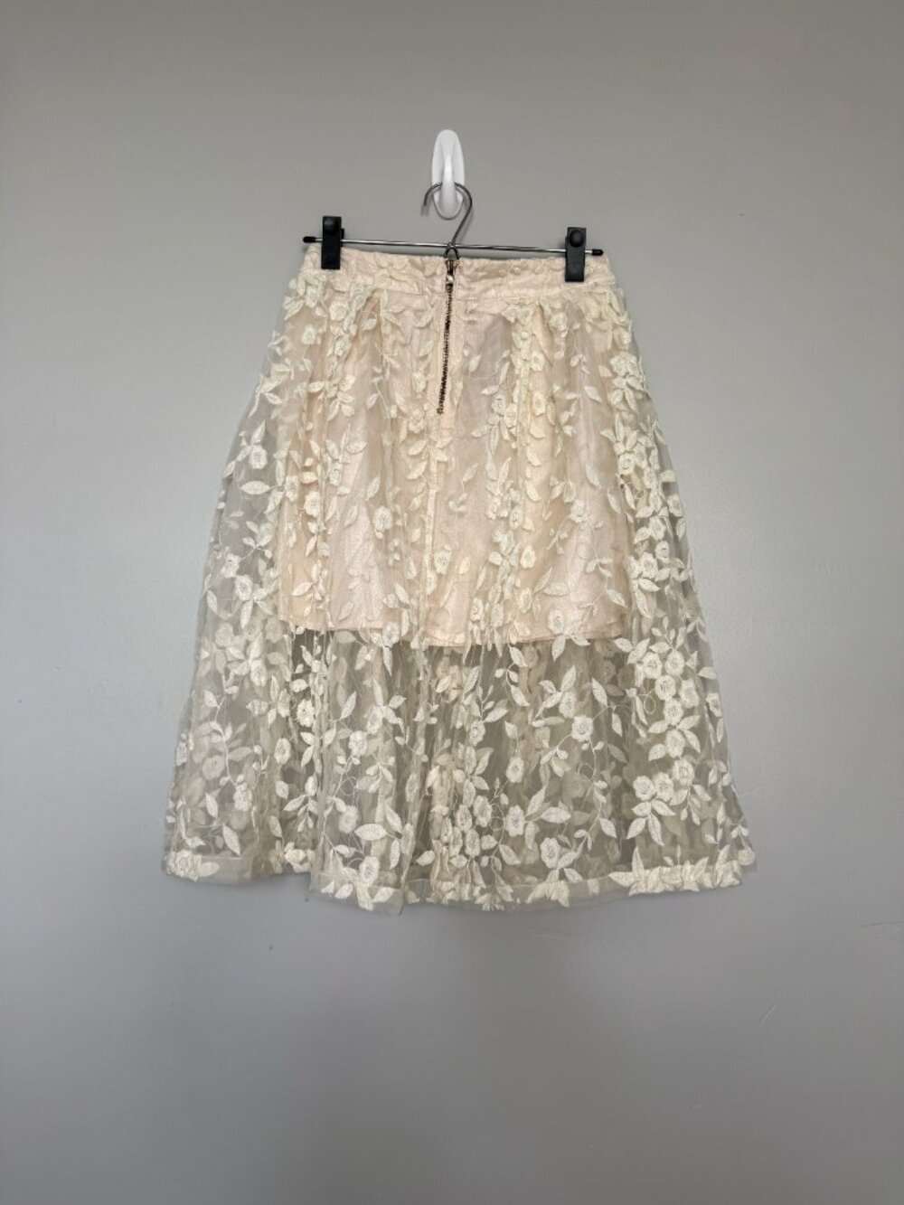 L'Atiste by Amy Floral Lace Midi Skirt Size M Cream Beige - Picture 7 of 12